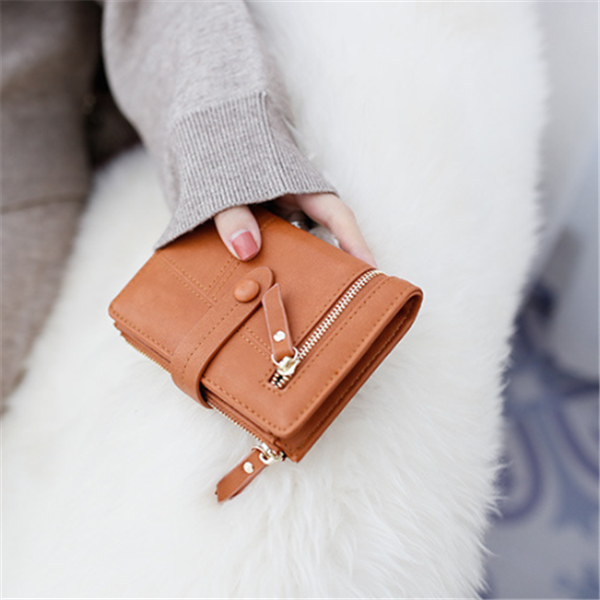 Zipper buckle 2 fold clutch