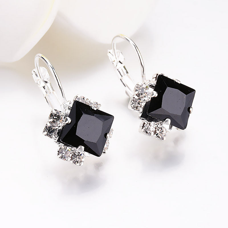 Women rhombus earrings