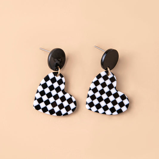 Fashion Chequered Print Love Heart Acrylic Pendant Drop Earrings For Women