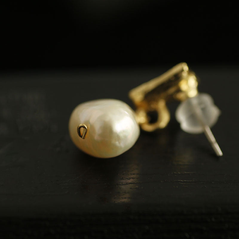 Baroque Pearl Stud Earrings Women