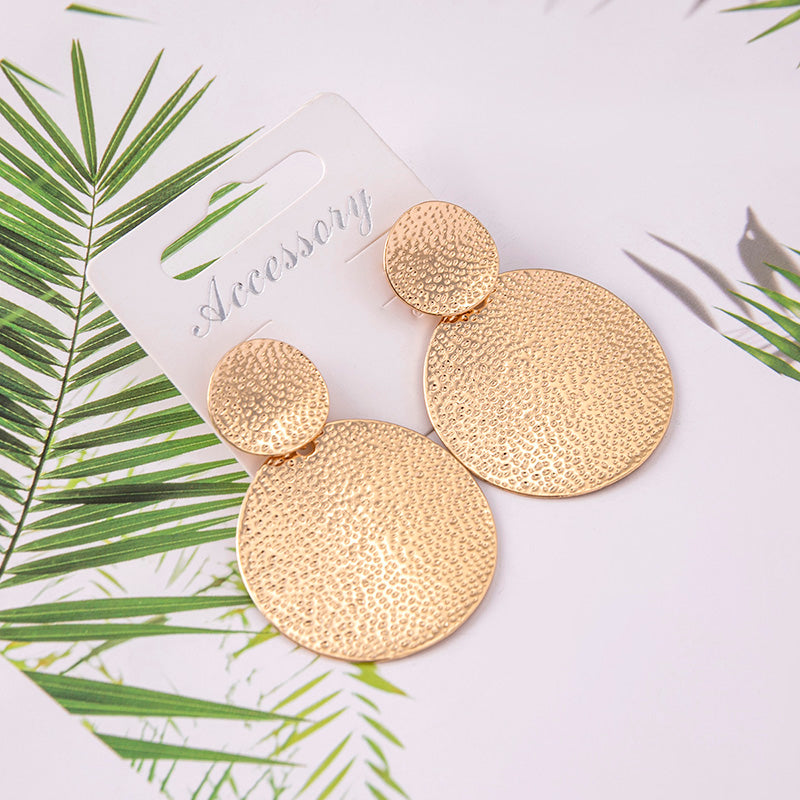 Fashion Gold Metal Round Pendant Statement Earrings For Women