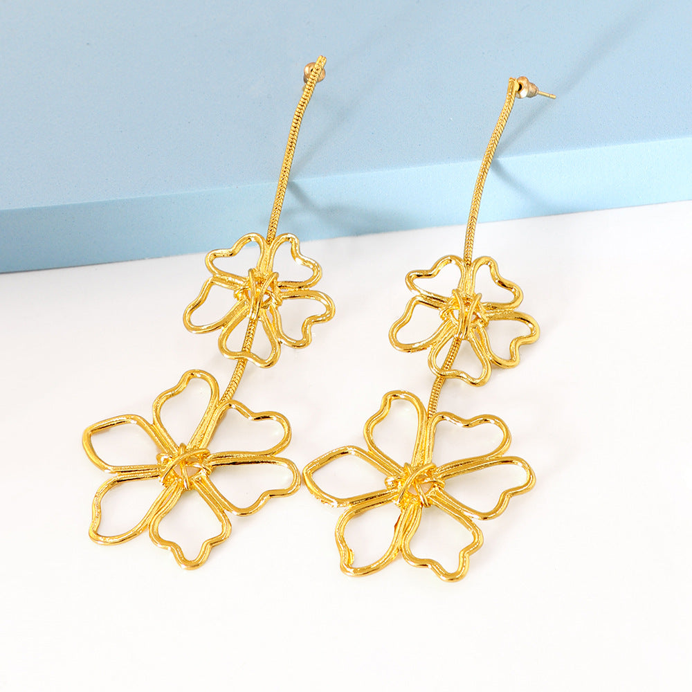 Fashion Simple Flower Hollow Earrings For Women