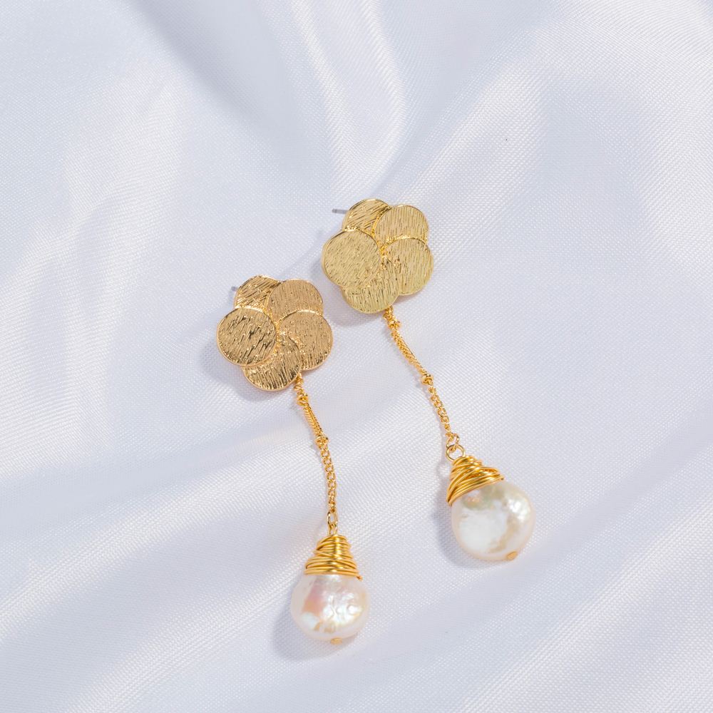 Creative long plum blossom earrings fashion hand-woven natural freshwater pearl earrings for women