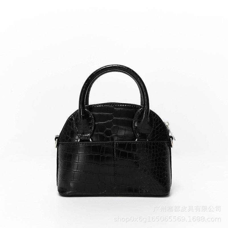 Fashion one-shoulder diagonal bag