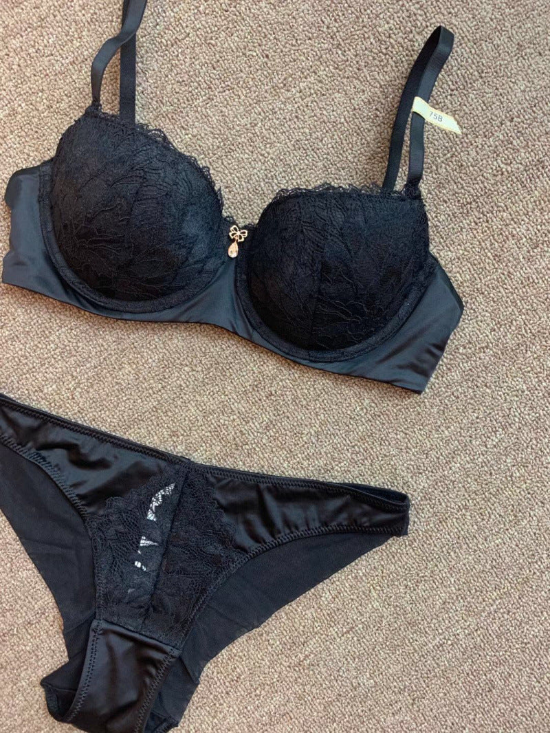 Sexy Lace And Gold Silk Gathered Bra Set