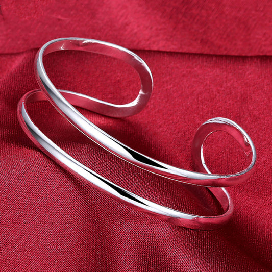 Another silver flat two-line bracelet women