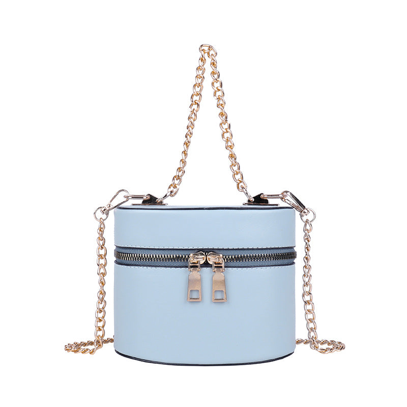 Chain crossbody bucket bag