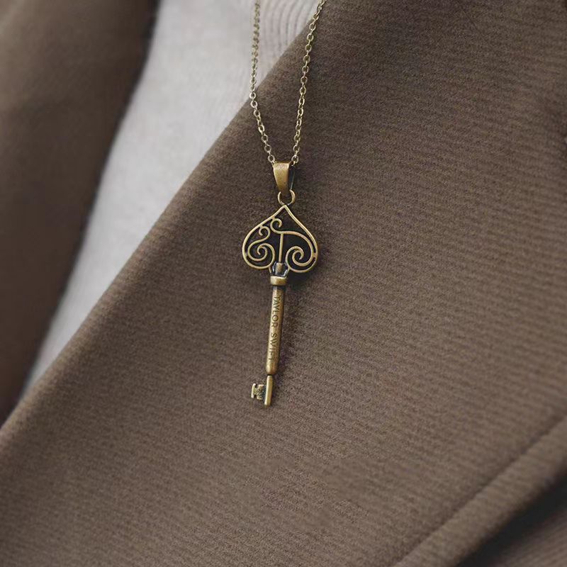 Vintage Dreadnought Key Necklace For Men And Women