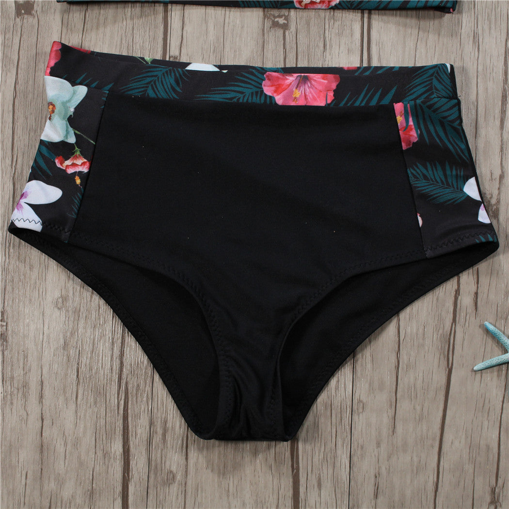 Split leaf print bikini