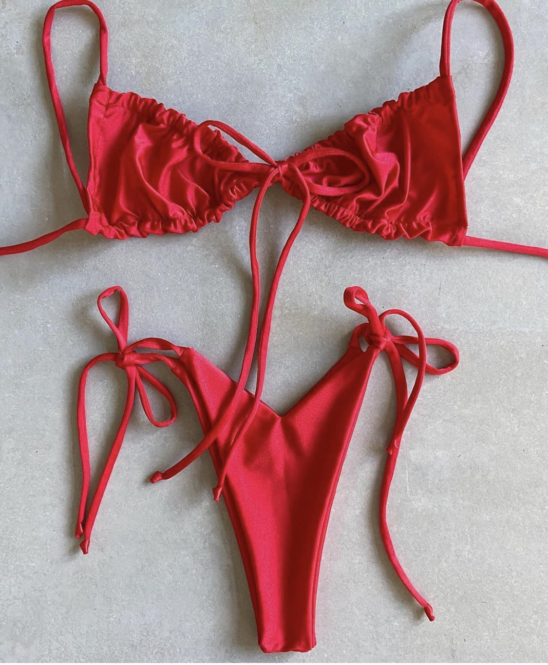 Solid color split bikini swimsuit