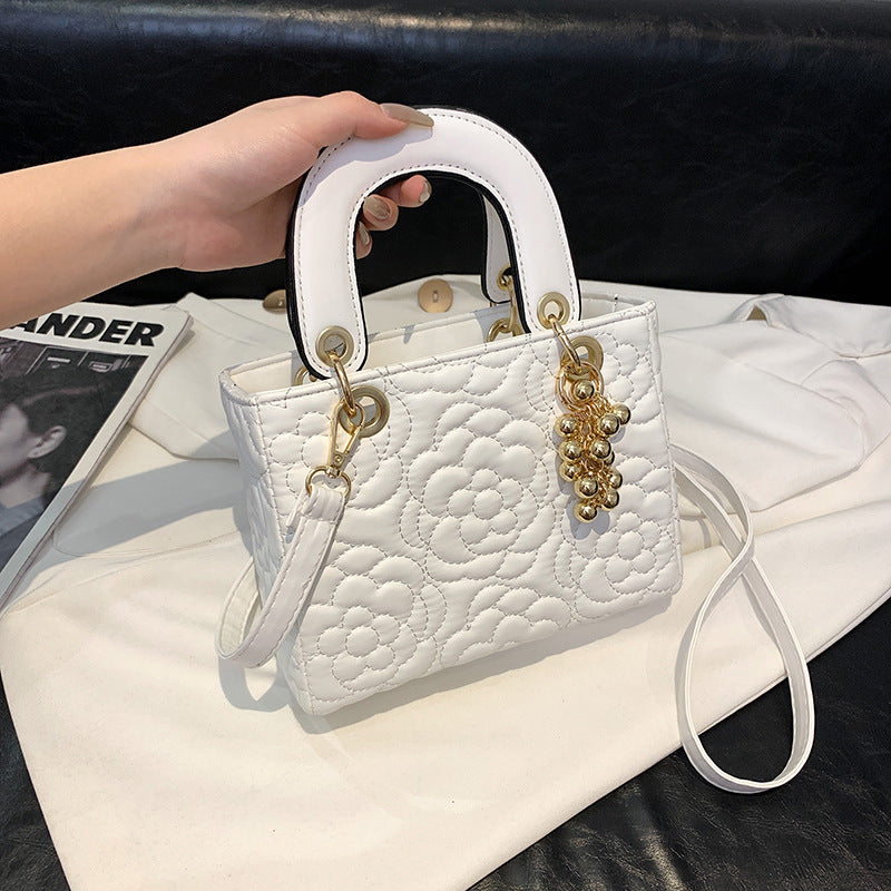 Women's Fashionable Embroidered Shoulder Handbag