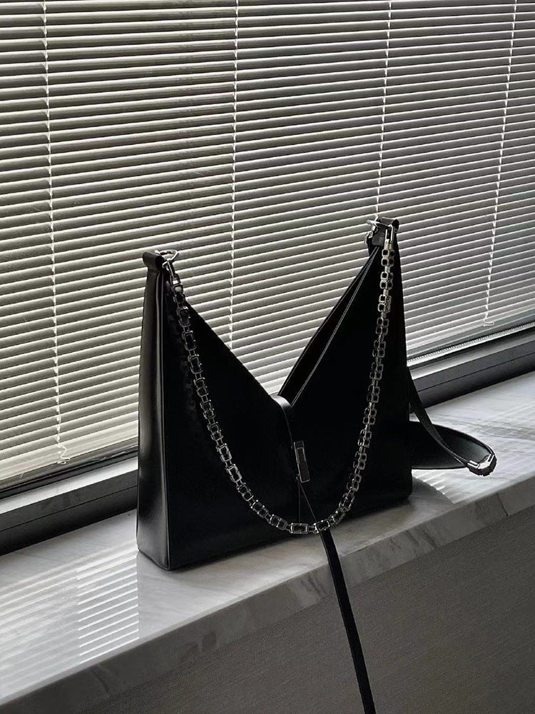 Fashion Chain Dark Heavy Industry V-shaped Bag