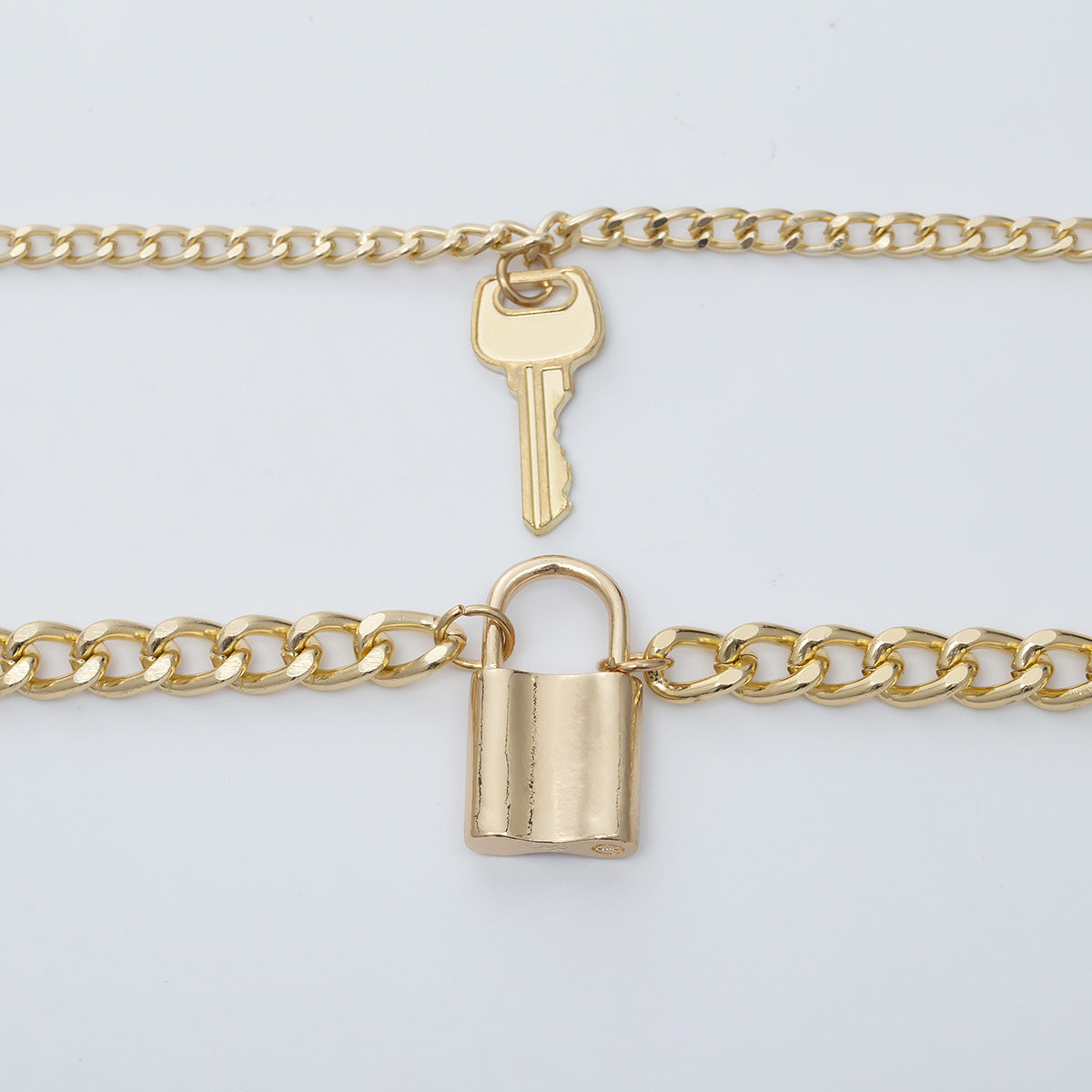 Vintage Key Lock-shaped Pendant Necklace Women