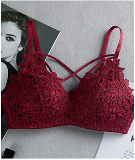 Lace gathered bra