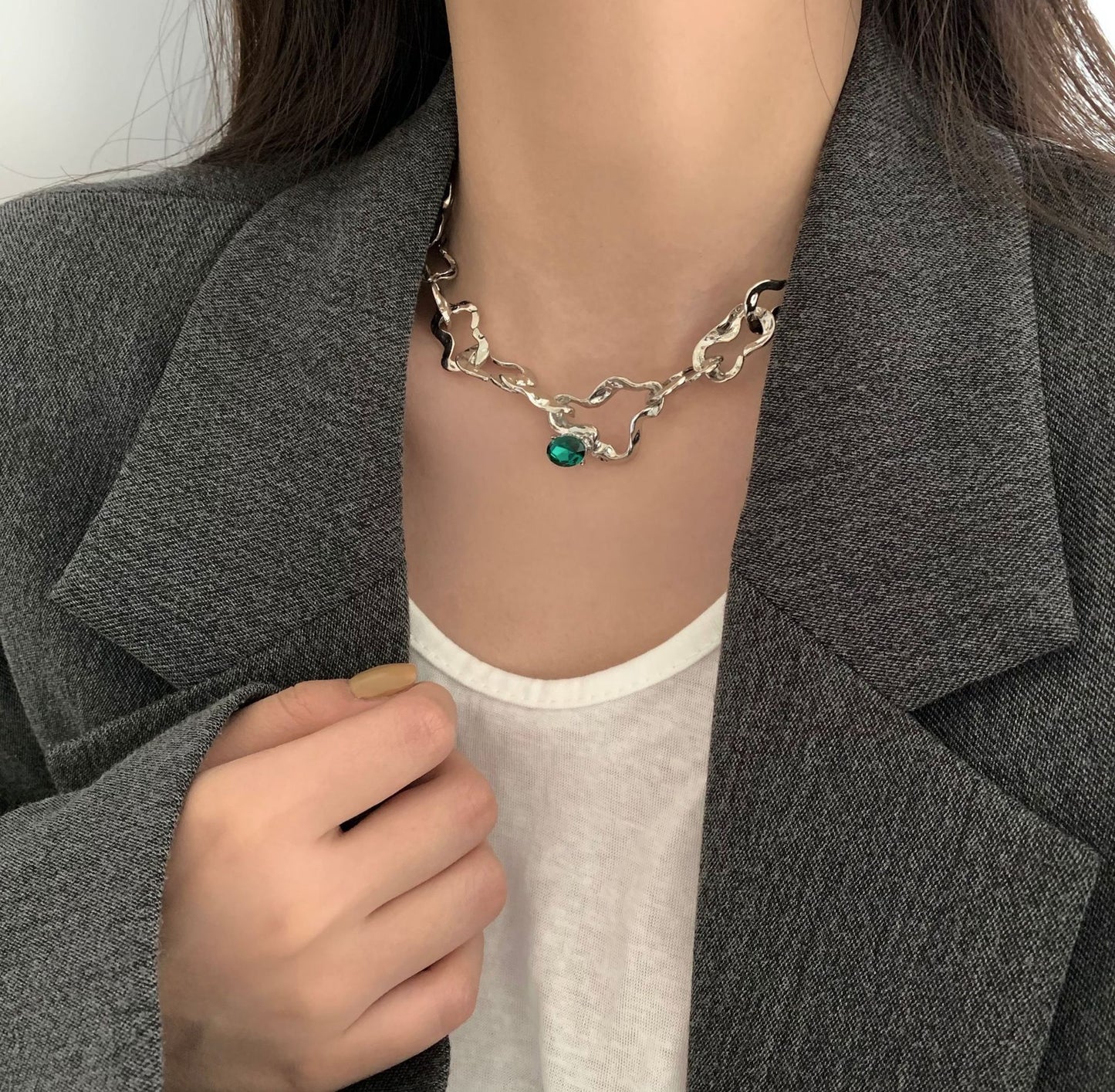 Cool Wind Graphite Green Vintage Necklace Women