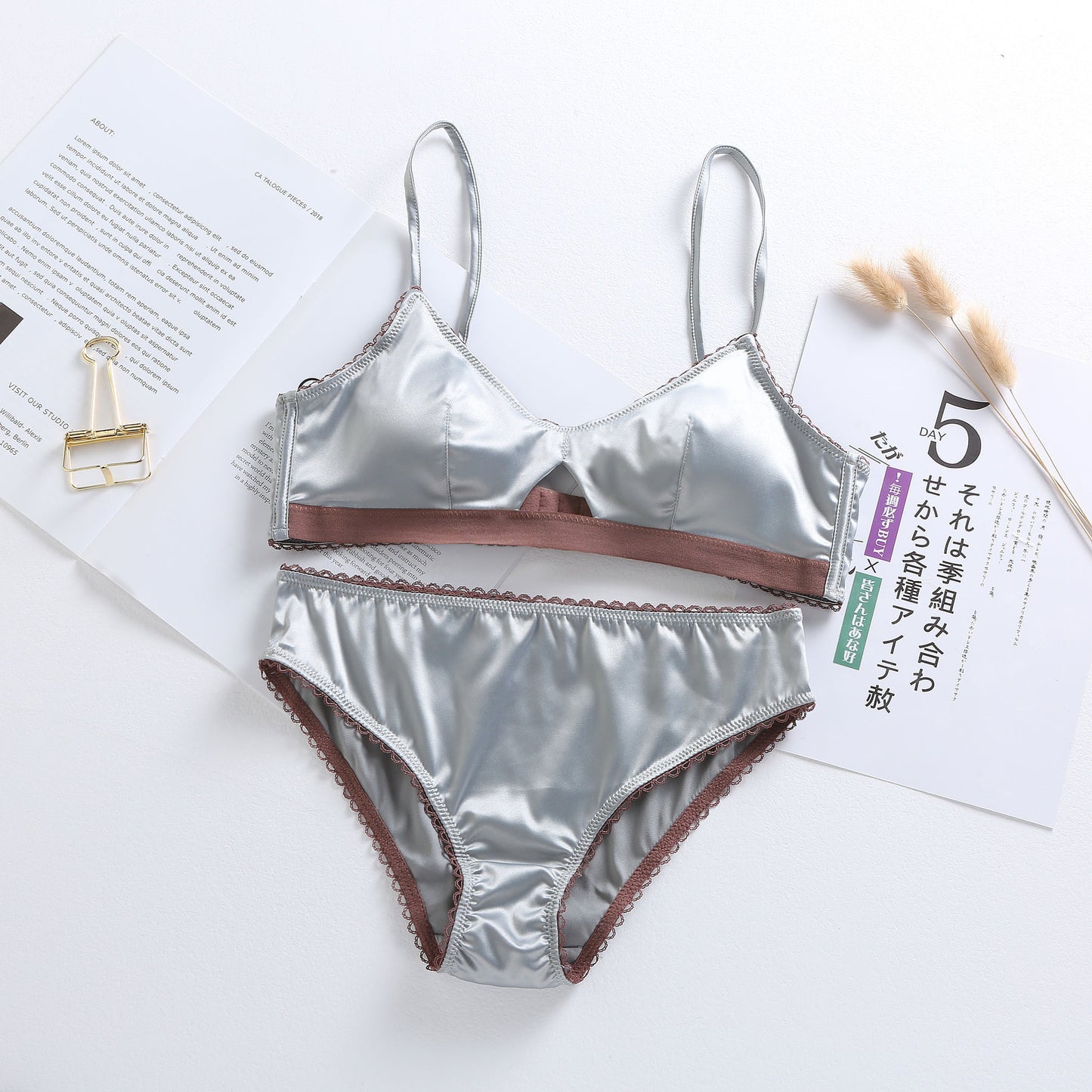 Underwear bra set