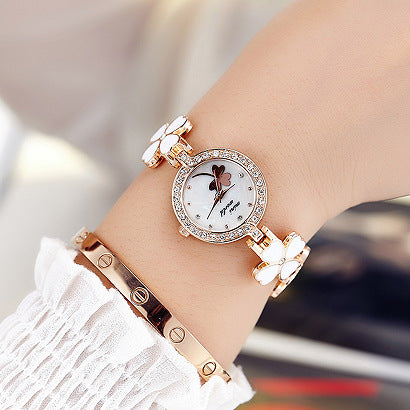 Fashion casual diamond inlaid Quartz Bracelet Watch