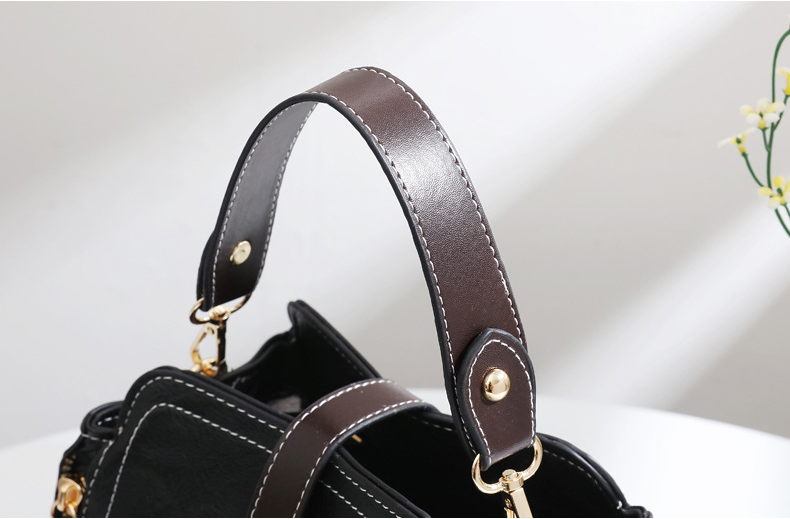 All-match messenger one-shoulder bucket bag