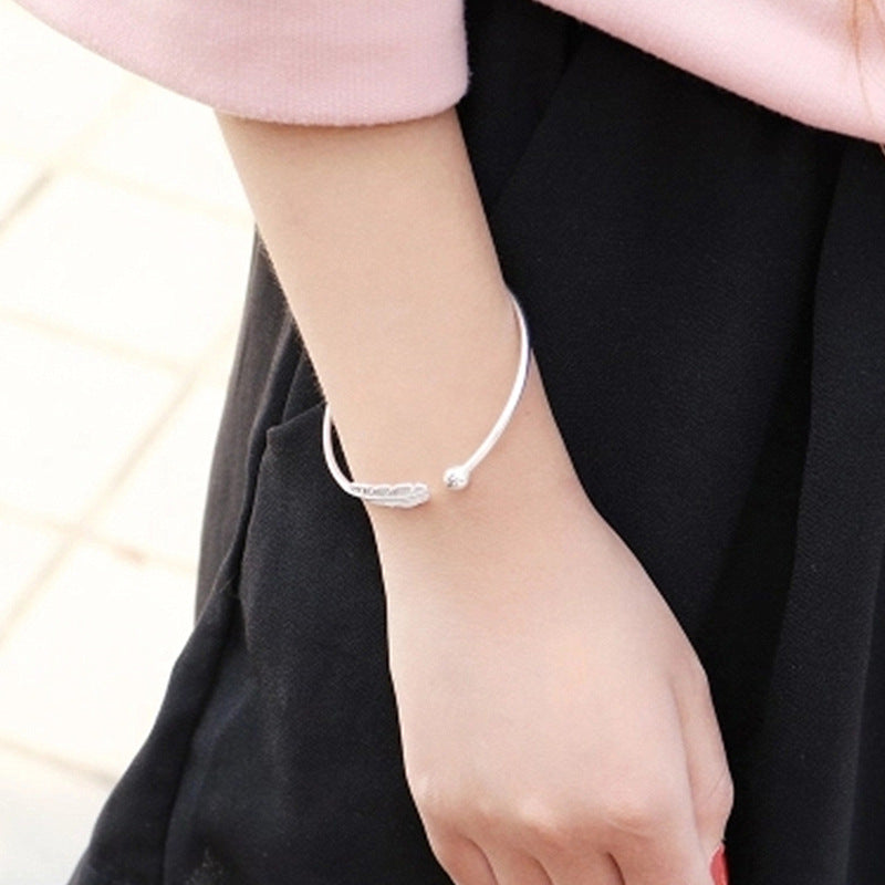 Meticulous Simple Nostalgic Retro Feather Silver Bracelet Small Bracelet For Women